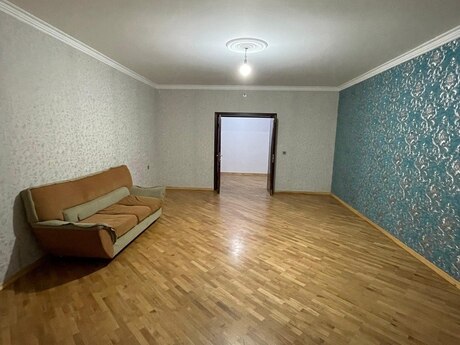 Kirayə 3 otaqlı mənzil, 200 m², İnşaatçılar: 800 ₼/ay 2