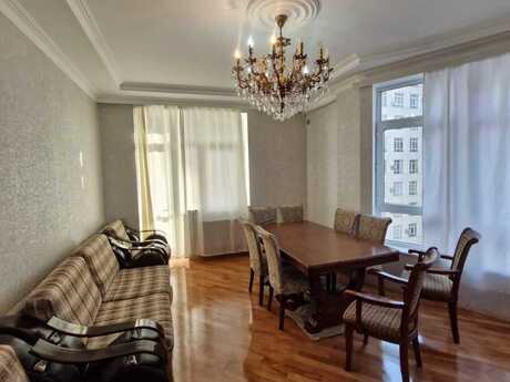 3 otaqlı mənzil, 120 m², Nəriman Nərimanov: 420 000 ₼ 2
