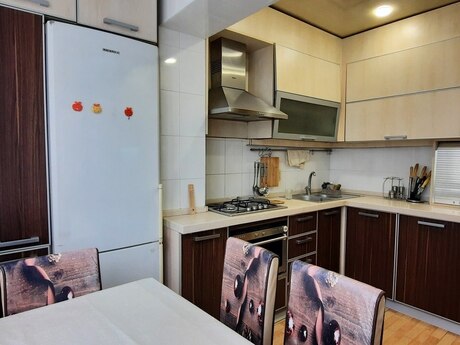 Kirayə 4 otaqlı mənzil, 120 m², Gənclik: 800 ₼/ay 5
