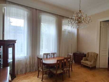 Аренда: 3-комнатная квартира, 125 м², Sahil: 1 600 ₼/мес 2