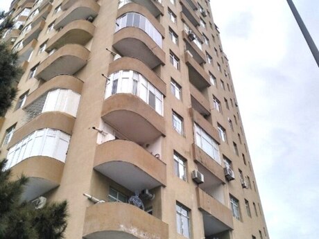 Elan №6424137 - Bakı, Azadlıq Prospekti m., 4 otaqlı, 180 m², 7/17 mərtəbə