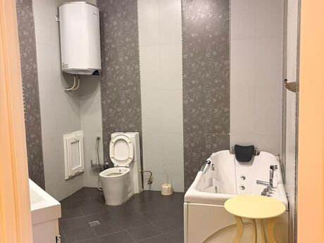 Kirayə 4 otaqlı mənzil, 222 m², Sahil: 1 500 ₼/ay 4