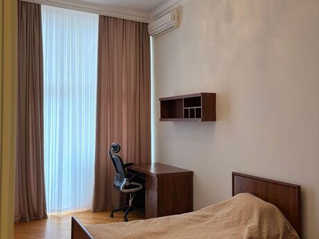 Kirayə 4 otaqlı mənzil, 222 m², Sahil: 1 500 ₼/ay 2