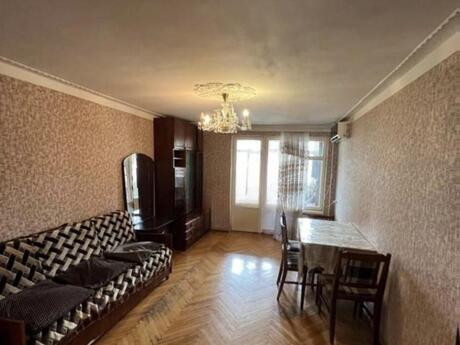 Elan №6424194 - Bakı, İnşaatçılar m., 3 otaqlı, 75 m², 4/5 mərtəbə