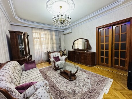 Аренда: 4-комнатная квартира, 120 м², Sahil: 1 350 ₼/мес 5
