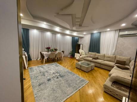 Elan №6424266 - Bakı, İnşaatçılar m., 3 otaqlı, 137 m², 16/17 mərtəbə