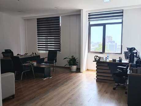 Elan №6424298 - Bakı, 28 May m., 1 otaqlı, 40 m²