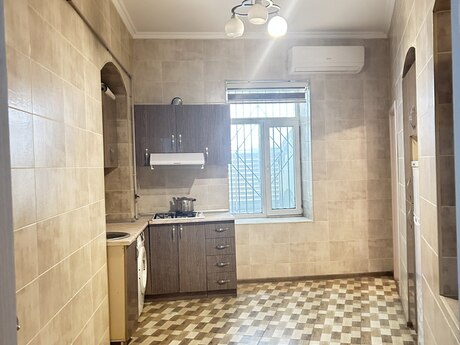 Kirayə 3 otaqlı mənzil, 100 m², 28 May: 1 100 ₼/ay 5