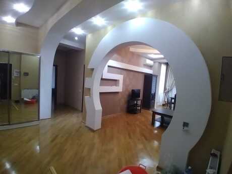 Kirayə 2 otaqlı mənzil, 105 m², Azadlıq Prospekti: 700 ₼/ay 5