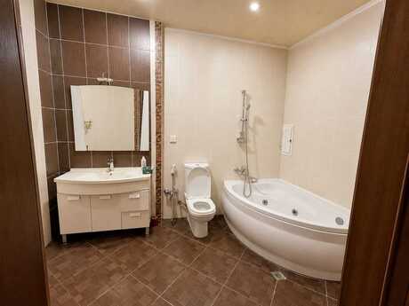 Kirayə 3 otaqlı mənzil, 140 m², Gənclik: 1 000 ₼/ay 4