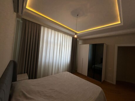 Kirayə 3 otaqlı mənzil, 120 m², Şah İsmayıl Xətai: 1 000 ₼/ay 4