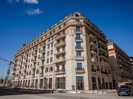 4 otaqlı mənzil, 150 m², Ağ şəhər: 640 000 ₼ 2