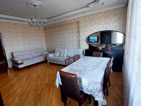 Kirayə 2 otaqlı mənzil, 100 m², Nizami: 900 ₼/ay 2