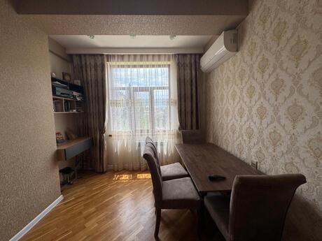2-room apartment for rent, 70 m², Neftçilər: 750 ₼/mo 4