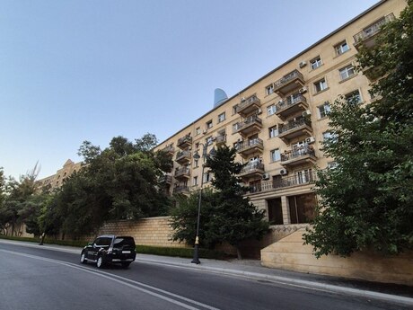 Elan №6424591 - Bakı, İçəri Şəhər m., 2 otaqlı, 50 m², 2/5 mərtəbə