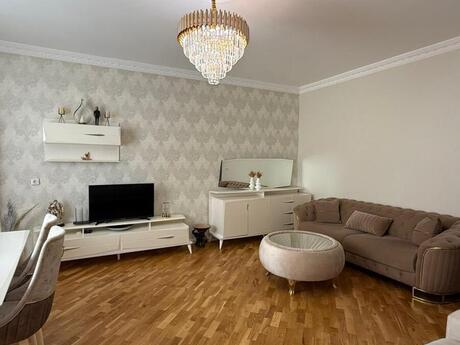3 otaqlı mənzil, 93 m², Neftçilər: 313 000 ₼ 2