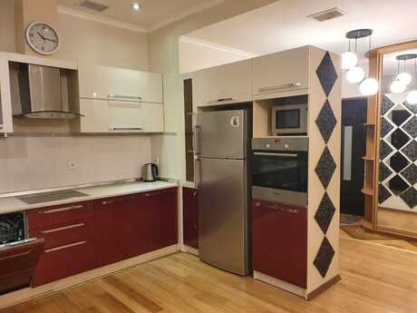 2-room apartment for rent, 70 m², İçəri Şəhər: 1 100 ₼/mo 4