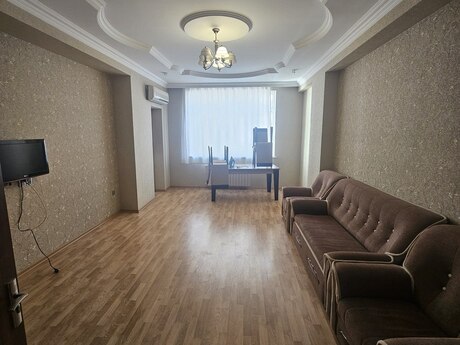 Kirayə 3 otaqlı mənzil, 125 m², 20 Yanvar: 800 ₼/ay 3