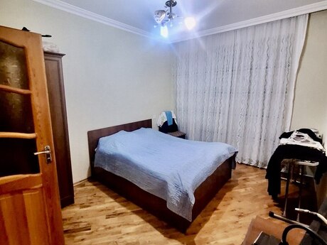 3-комнатная квартира, 90 м², Neftçilər: 175 000 ₼ 3