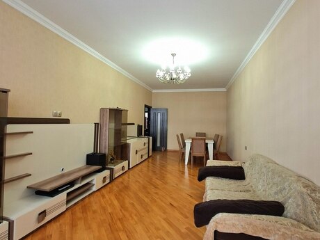3 otaqlı mənzil, 135 m², Qara Qarayev: 362 000 ₼ 3