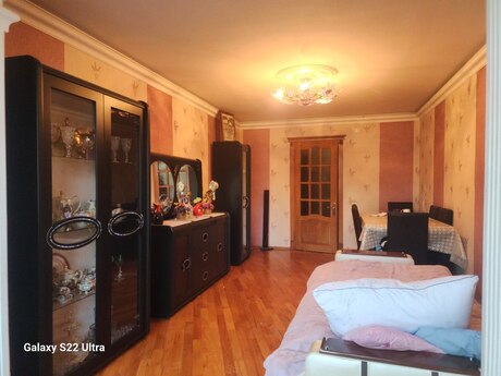 3 otaqlı mənzil, 75 m², Neftçilər: 200 000 ₼ 2
