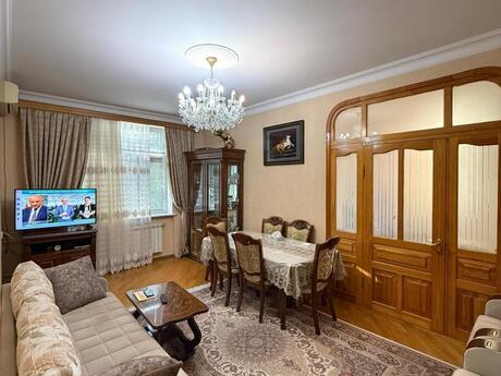 Elan №6424709 - Bakı, Yasamal r., 3 otaqlı, 95 m², 3/4 mərtəbə