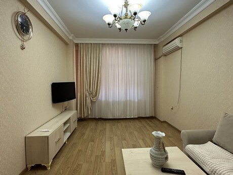 Объявление №6424712 - Баку, м. Ази Асланов, 2-комн., 60 м², 2/17 этаж