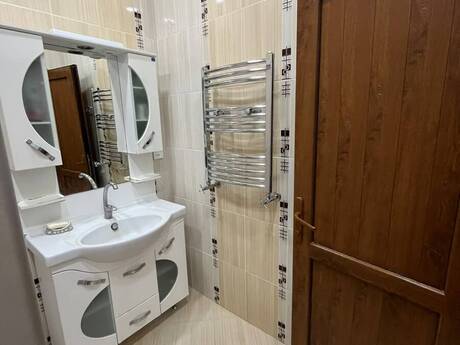 Kirayə 2 otaqlı mənzil, 100 m², Badamdar: 800 ₼/ay 4