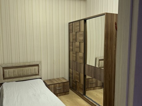 2 otaqlı mənzil, 60 m², 28 May: 320 000 ₼ 5
