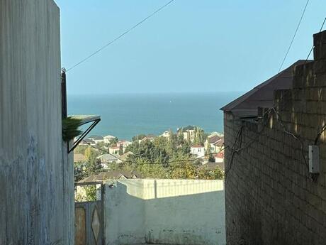9 otaqlı həyət evi, 245 m², Novxanı: 209 000 ₼ 2