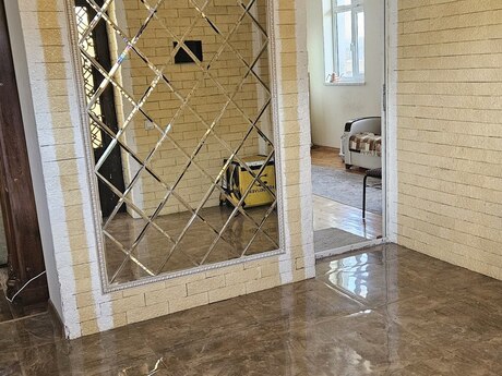 5 otaqlı həyət evi, 300 m², Mehdiabad: 193 000 ₼ 2