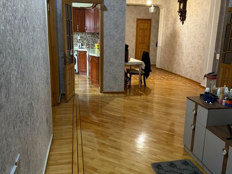 Elan №6424836 - Bakı, Elmlər Akademiyası m., 3 otaqlı, 141 m², 6/10 mərtəbə