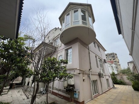 Elan №6424845 - Bakı, Nəsimi m., 10 otaqlı, 500 m²