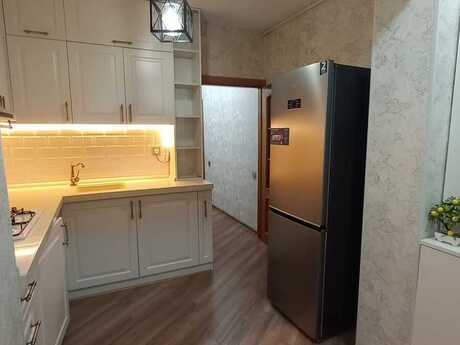Kirayə 2 otaqlı mənzil, 79 m², Həzi Aslanov: 700 ₼/ay 2
