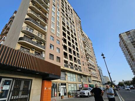 Elan №6424918 - Bakı, Elmlər Akademiyası m., 3 otaqlı, 130 m², 8/17 mərtəbə