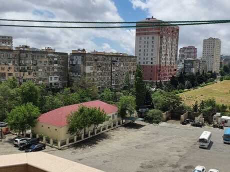 3 otaqlı mənzil, 137 m², 9-cu mikrorayon: 305 000 ₼ 2