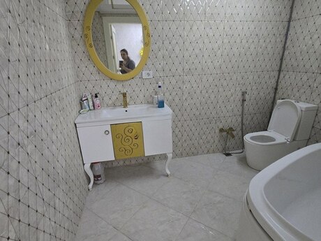 Kirayə 4 otaqlı mənzil, 220 m², Altes Plaza: 4 000 ₼/ay 4