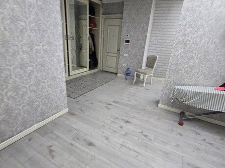 Kirayə 4 otaqlı mənzil, 220 m², Altes Plaza: 4 000 ₼/ay 3