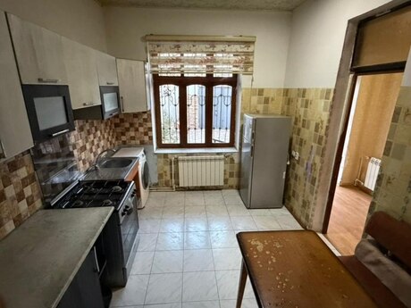 5 otaqlı həyət evi, 250 m², Sulutəpə: 180 000 ₼ 5