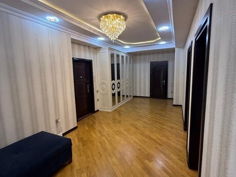 2-room apartment for rent, 110 m², Bakıxanov: 800 ₼/mo 3