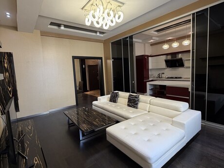 3 otaqlı mənzil, 120 m², İnşaatçılar: 380 000 ₼ 4