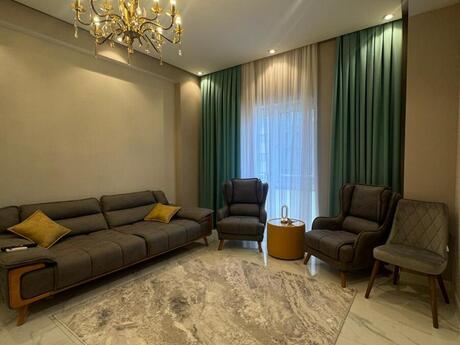 Kirayə 3 otaqlı mənzil, 100 m², Ağ şəhər: 1 900 ₼/ay 4