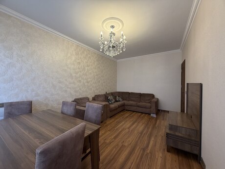 3 otaqlı mənzil, 75 m², Bakıxanov: 170 000 ₼ 2
