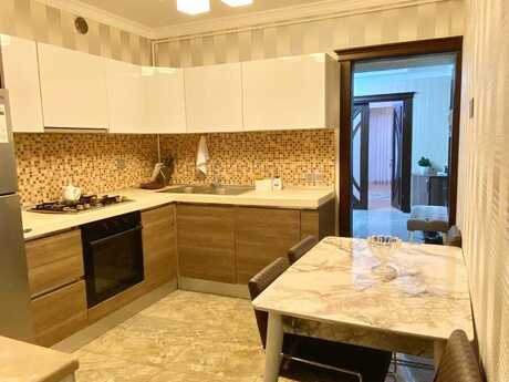 Elan №6425084 - Bakı, Elmlər Akademiyası m., 3 otaqlı, 100 m², 5/9 mərtəbə