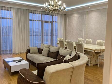 Объявление №6425087 - Баку, м. Низами, 3-комн., 172 м², 11/19 этаж