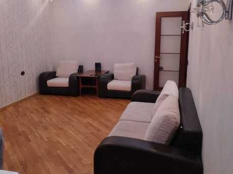 2-room apartment for rent, 95 m², 8 Noyabr: 800 ₼/mo 2