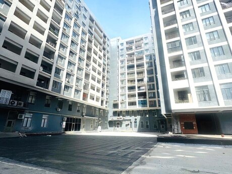 4-комнатная квартира, 145 м², 28 May: 390 000 ₼ 5