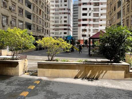 3 otaqlı mənzil, 103 m², İnşaatçılar: 320 000 ₼ 2