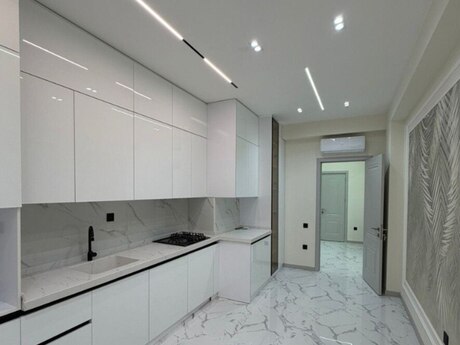 4 otaqlı mənzil, 191 m², 28 May: 595 000 ₼ 4