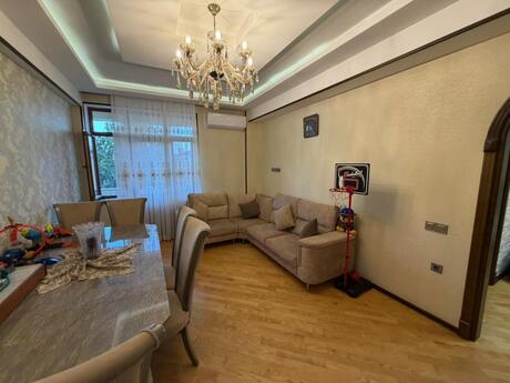 3 otaqlı mənzil, 100 m², Bakıxanov: 235 000 ₼ 2
